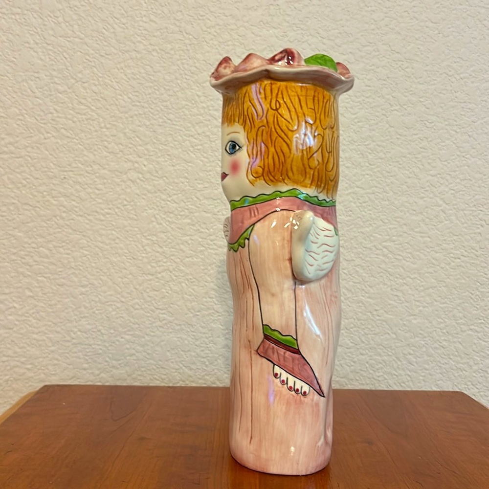 Susan Paley Bella Casa “Grace” Vase by Ganz Handpainted Whimsical / Angel Wings - Picture 4 of 8
